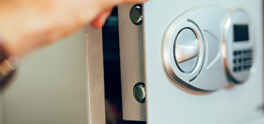 Fingerprint Safe Openers in Coral Springs, FL