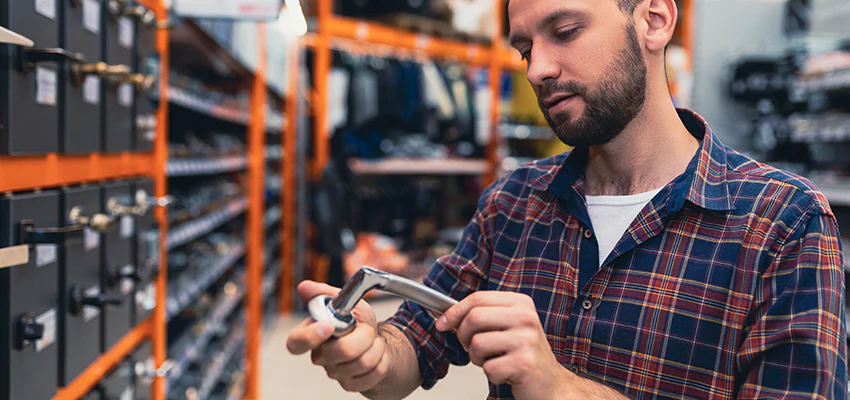 Locksmith For Retail Stores Lockout Services in Coral Springs, Florida