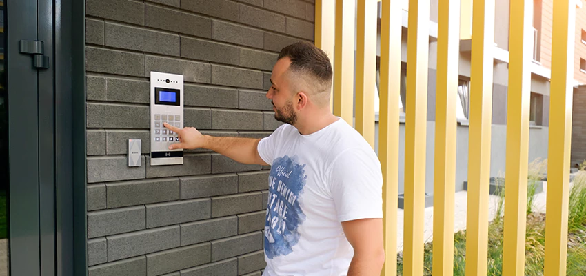 Locksmith Company For Smart Lock System Installation in Coral Springs, Florida